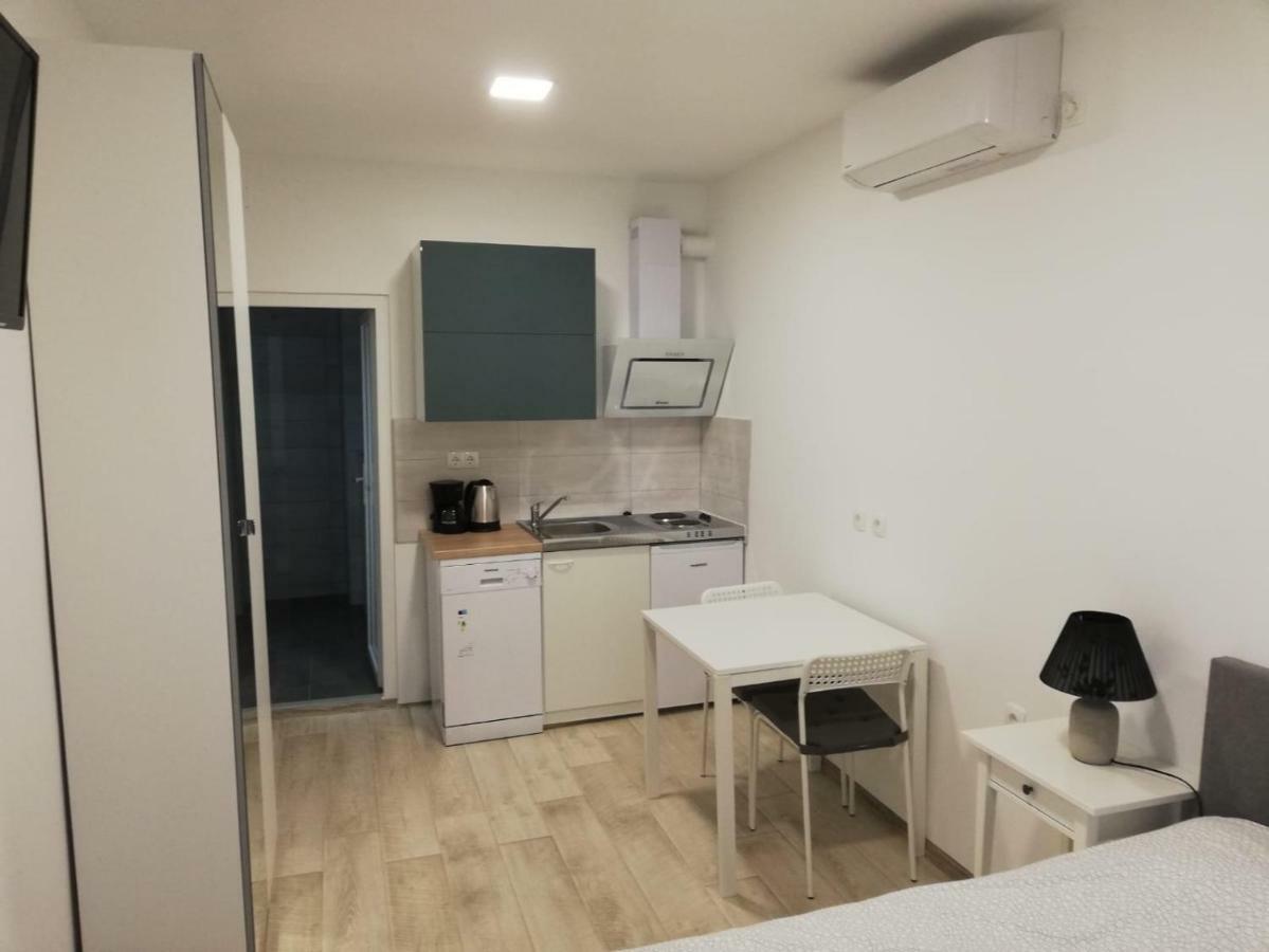 Apartment Promenada ซริกเวนิซา ภายนอก รูปภาพ
