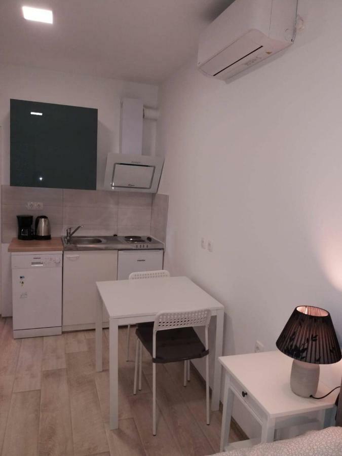 Apartment Promenada ซริกเวนิซา ภายนอก รูปภาพ